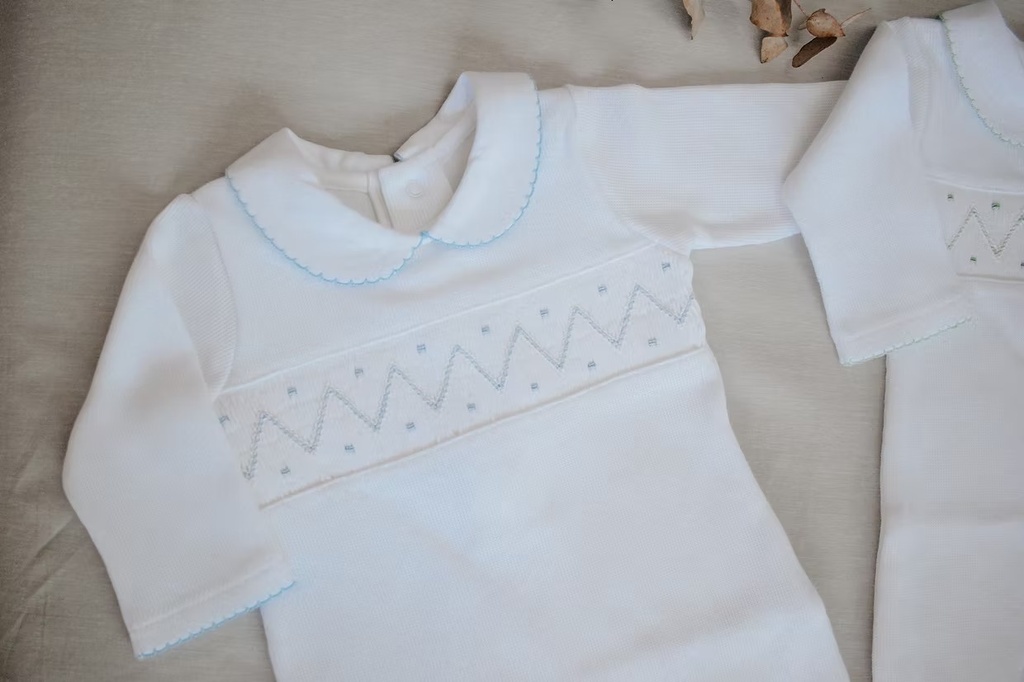 Enterizo PIMA punto smock celeste 3/6 Mon Petit